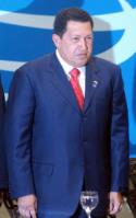 Los temores de Hugo Chávez al fuego amigo: del acoso a la oposición a evitar deserciones bolivarianas
Hugo Chávez en 2005 (foto de Marcello Casal; fuente: wikipedia)