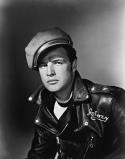 Marlon Brando en <i>Salvaje</i> (The wild one), 1954 (fuente: wikipedia)