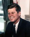 John F. Kennedy en agosto de 1963 (foto de Cecil Stoughton; fuente, wikipedia)